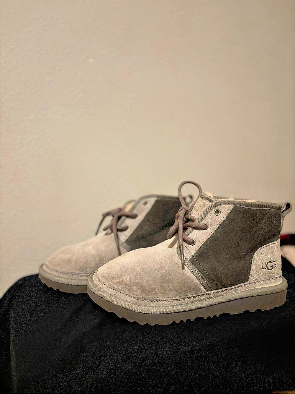 UGG Neumel Chukka Boot Suede Ankle Boots in Gray 3Y